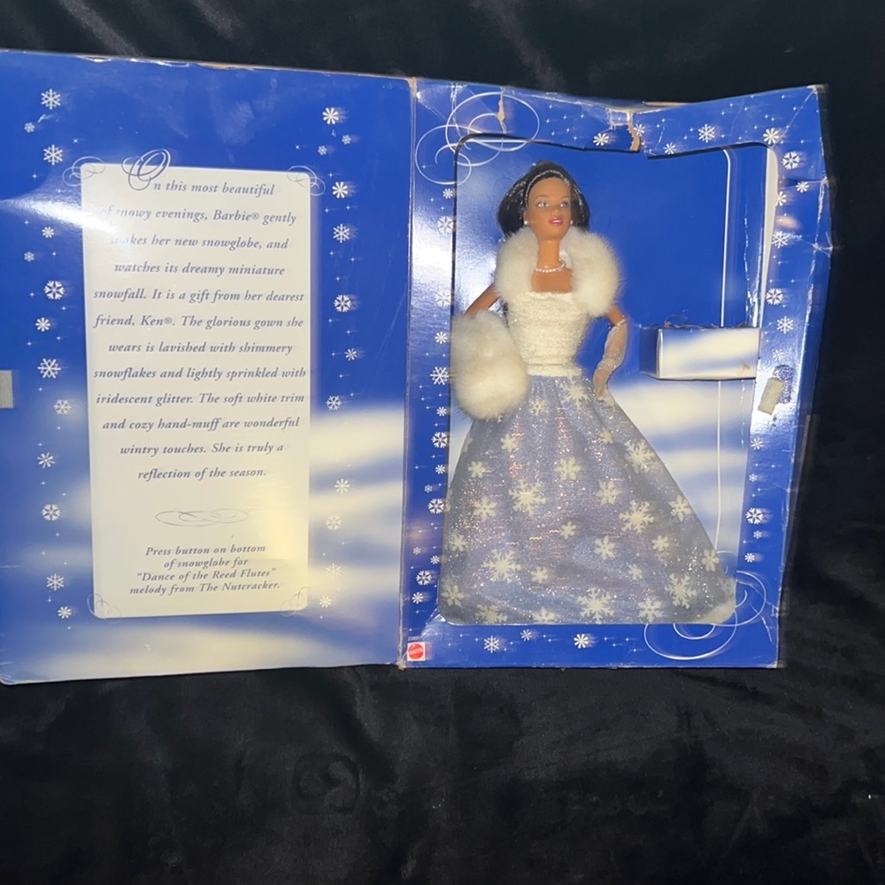 1999 SNOW SENSATION BARBIE DOLL in good condition